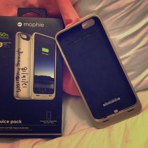 Mophie charging case for iPhone 6 Plus